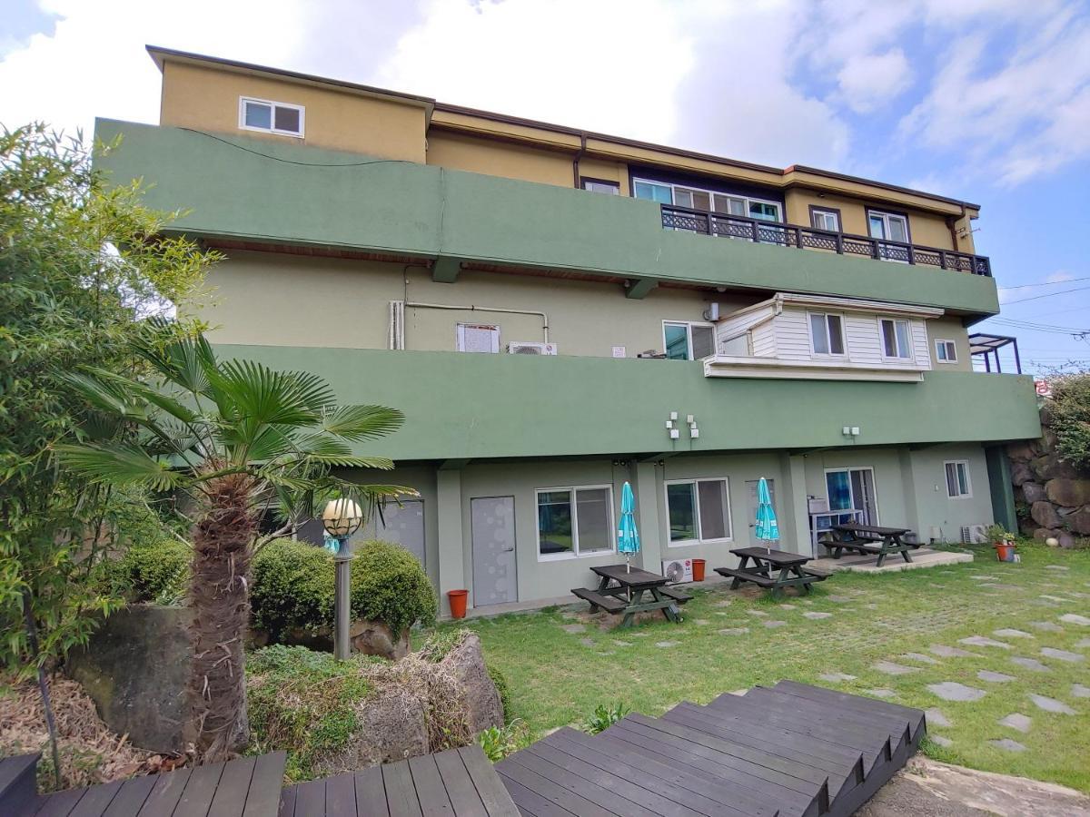 Jeju Oreum Pension Exterior foto